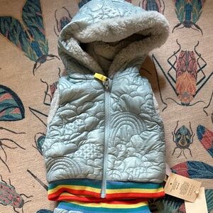 Adorable cloud and rainbow puffer vest and pants set NWT 18-24 months